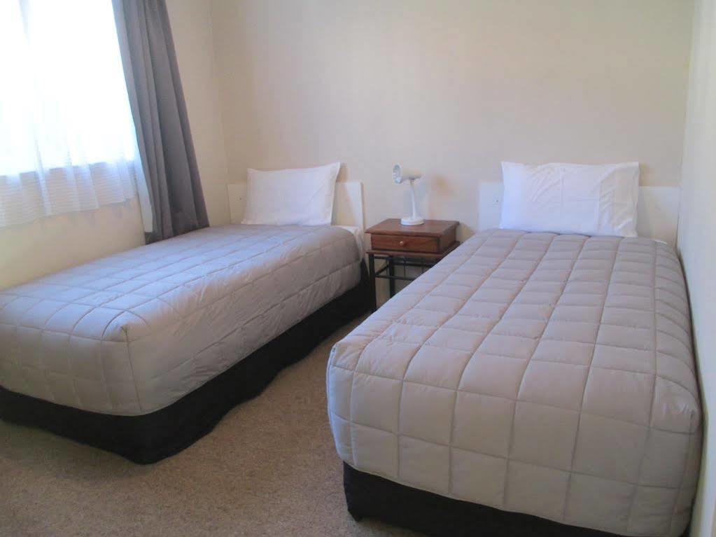 Merivale Court Motel & Apartments Christchurch Zewnętrze zdjęcie